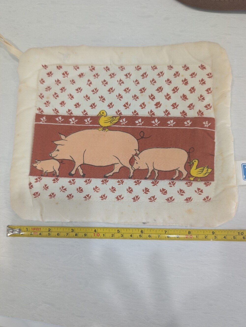 Vintage Farm House Pot Holder